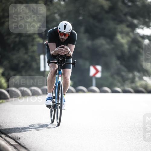 21.06.2026 - 29. Vierlanden-Triathlon H.Heesch http://msf.ph/oto/9856321 21.06.2026 08:59:48 Radfahren 135 meine-sportfotos.de