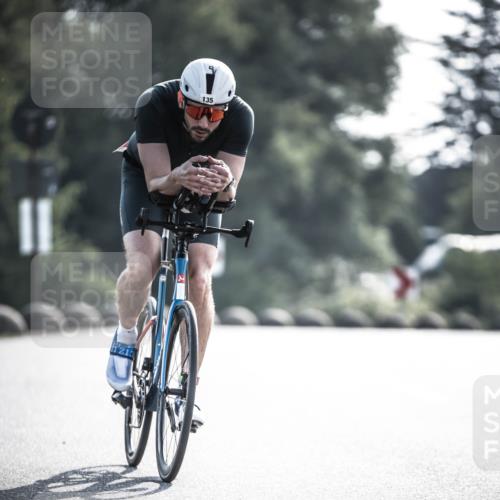 21.06.2026 - 29. Vierlanden-Triathlon H.Heesch http://msf.ph/oto/9856329 21.06.2026 08:59:48 Radfahren 135 meine-sportfotos.de