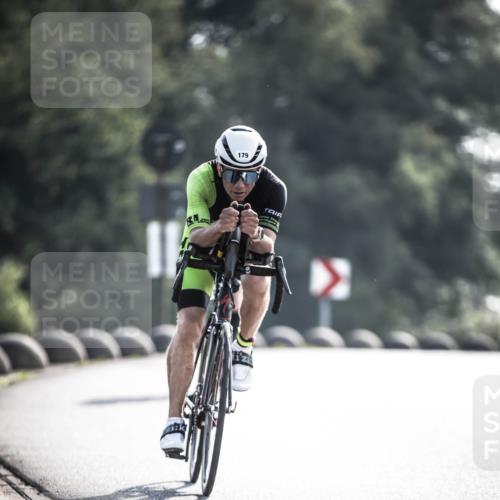 21.06.2026 - 29. Vierlanden-Triathlon H.Heesch http://msf.ph/oto/9856341 21.06.2026 09:00:16 Radfahren 163, 179, 180 meine-sportfotos.de