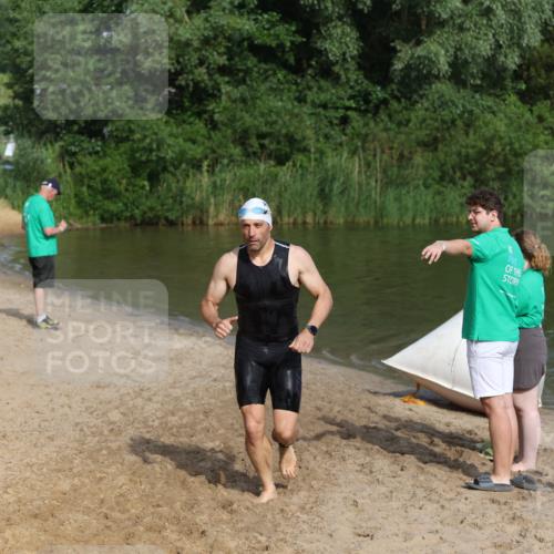 21.06.2026 - 29. Vierlanden-Triathlon Andreas Tolksdorf http://msf.ph/oto/9856374 21.06.2026 08:56:36 Schwimmen 123 meine-sportfotos.de