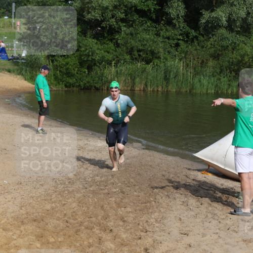 21.06.2026 - 29. Vierlanden-Triathlon Andreas Tolksdorf http://msf.ph/oto/9856411 21.06.2026 08:57:14 Schwimmen 41 meine-sportfotos.de