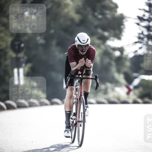21.06.2026 - 29. Vierlanden-Triathlon H.Heesch http://msf.ph/oto/9856427 21.06.2026 09:00:48 Radfahren 157 meine-sportfotos.de