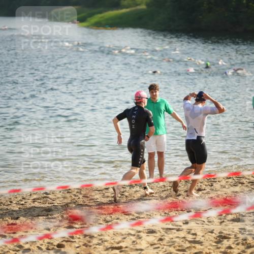21.06.2026 - 29. Vierlanden-Triathlon LAZAROV Photography http://msf.ph/oto/9856431 21.06.2026 08:10:26 Schwimmen  meine-sportfotos.de