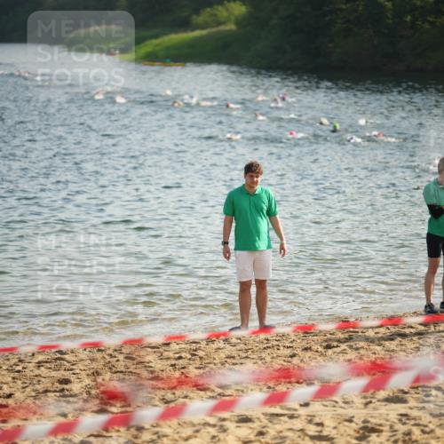 21.06.2026 - 29. Vierlanden-Triathlon LAZAROV Photography http://msf.ph/oto/9856434 21.06.2026 08:10:28 Schwimmen  meine-sportfotos.de