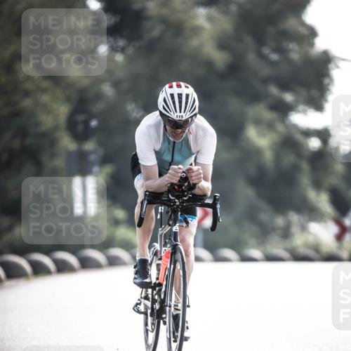 21.06.2026 - 29. Vierlanden-Triathlon H.Heesch http://msf.ph/oto/9856445 21.06.2026 09:00:57 Radfahren 115 meine-sportfotos.de