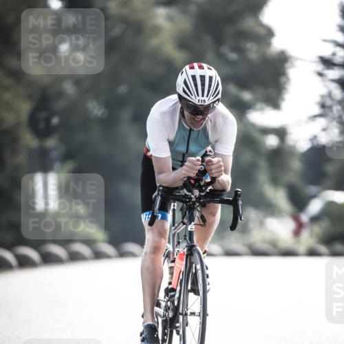 21.06.2026 - 29. Vierlanden-Triathlon H.Heesch http://msf.ph/oto/9856454 21.06.2026 09:00:57 Radfahren 115 meine-sportfotos.de