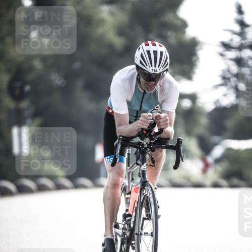 21.06.2026 - 29. Vierlanden-Triathlon H.Heesch http://msf.ph/oto/9856456 21.06.2026 09:00:57 Radfahren 115 meine-sportfotos.de