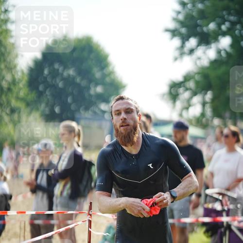 21.06.2026 - 29. Vierlanden-Triathlon LAZAROV Photography http://msf.ph/oto/9856460 21.06.2026 08:33:41 Schwimmen 9, 111 meine-sportfotos.de