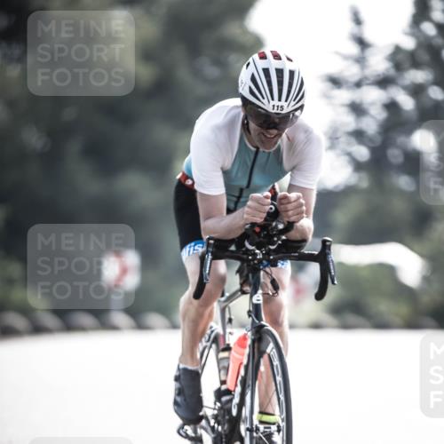 21.06.2026 - 29. Vierlanden-Triathlon H.Heesch http://msf.ph/oto/9856461 21.06.2026 09:00:57 Radfahren 115 meine-sportfotos.de