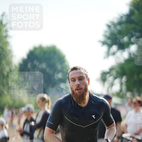 21.06.2026 - 29. Vierlanden-Triathlon LAZAROV Photography http://msf.ph/oto/9856464 21.06.2026 08:33:41 Schwimmen 9, 111 meine-sportfotos.de