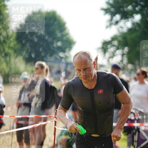 21.06.2026 - 29. Vierlanden-Triathlon LAZAROV Photography http://msf.ph/oto/9856469 21.06.2026 08:35:13 Schwimmen 216 meine-sportfotos.de