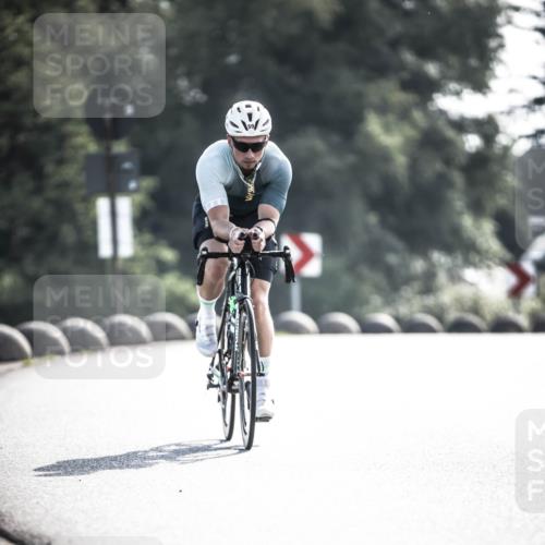 21.06.2026 - 29. Vierlanden-Triathlon H.Heesch http://msf.ph/oto/9856472 21.06.2026 09:01:10 Radfahren 59 meine-sportfotos.de