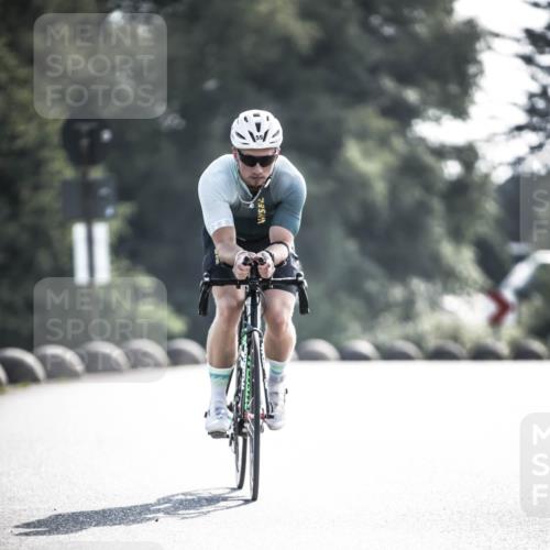 21.06.2026 - 29. Vierlanden-Triathlon H.Heesch http://msf.ph/oto/9856482 21.06.2026 09:01:10 Radfahren 59 meine-sportfotos.de