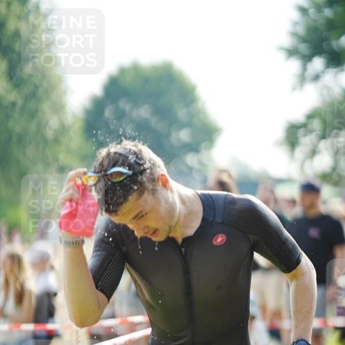 21.06.2026 - 29. Vierlanden-Triathlon LAZAROV Photography http://msf.ph/oto/9856483 21.06.2026 08:35:24 Schwimmen 79 meine-sportfotos.de