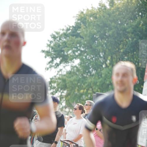 21.06.2026 - 29. Vierlanden-Triathlon LAZAROV Photography http://msf.ph/oto/9856521 21.06.2026 08:37:10 Schwimmen 24, 30, 63 meine-sportfotos.de