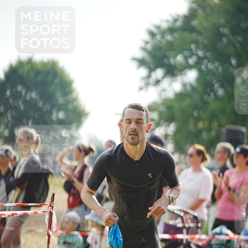 21.06.2026 - 29. Vierlanden-Triathlon LAZAROV Photography http://msf.ph/oto/9856529 21.06.2026 08:37:13 Schwimmen 24, 30, 63 meine-sportfotos.de