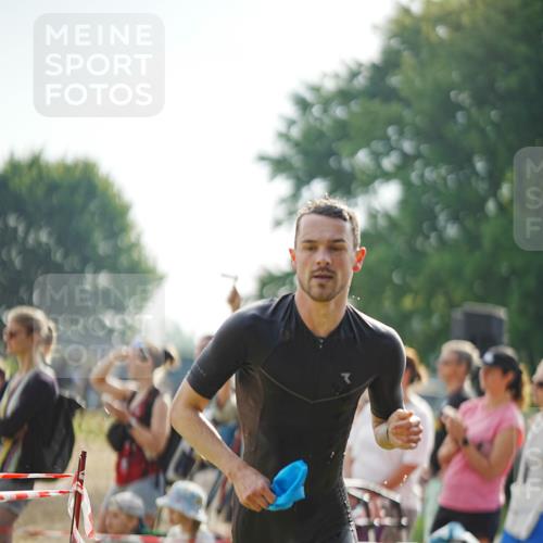 21.06.2026 - 29. Vierlanden-Triathlon LAZAROV Photography http://msf.ph/oto/9856532 21.06.2026 08:37:13 Schwimmen 24, 30, 63 meine-sportfotos.de