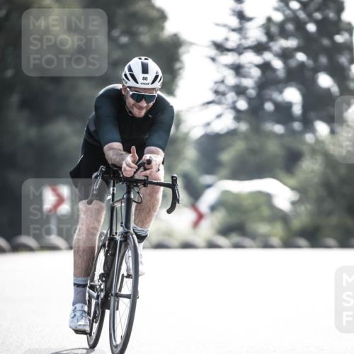 21.06.2026 - 29. Vierlanden-Triathlon H.Heesch http://msf.ph/oto/9856586 21.06.2026 09:01:29 Radfahren 80, 101 meine-sportfotos.de