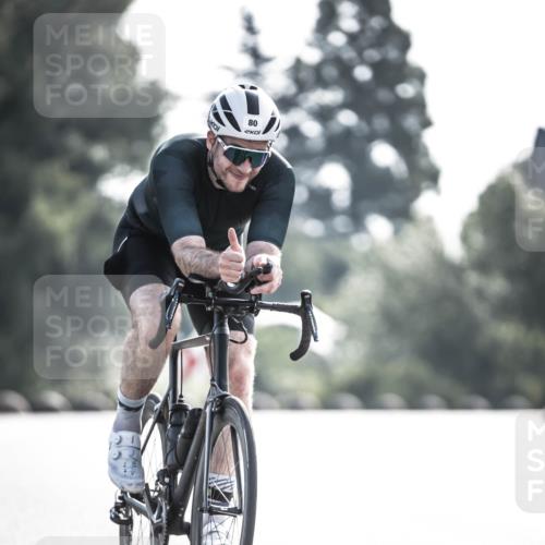 21.06.2026 - 29. Vierlanden-Triathlon H.Heesch http://msf.ph/oto/9856596 21.06.2026 09:01:29 Radfahren 80, 101 meine-sportfotos.de