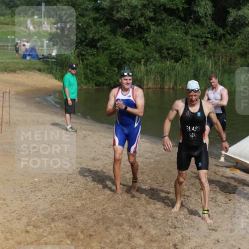 21.06.2026 - 29. Vierlanden-Triathlon Andreas Tolksdorf http://msf.ph/oto/9856602 21.06.2026 08:58:16 Schwimmen 8, 137, 158 meine-sportfotos.de