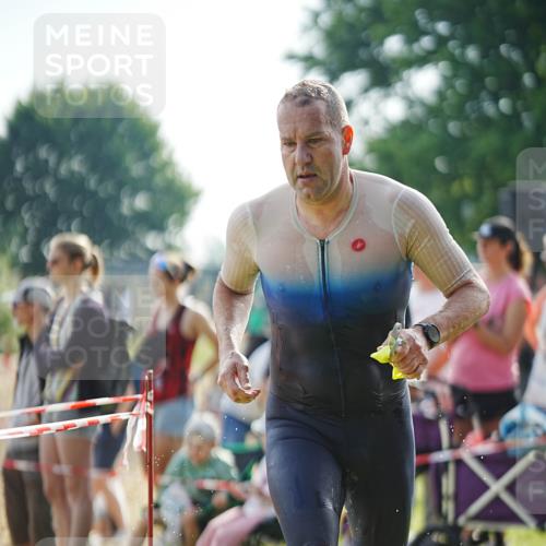 21.06.2026 - 29. Vierlanden-Triathlon LAZAROV Photography http://msf.ph/oto/9856609 21.06.2026 08:39:36 Schwimmen 3, 32, 155 meine-sportfotos.de