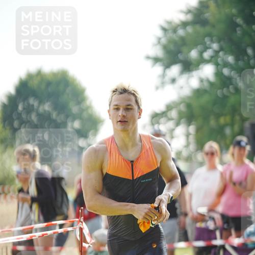 21.06.2026 - 29. Vierlanden-Triathlon LAZAROV Photography http://msf.ph/oto/9856616 21.06.2026 08:39:42 Schwimmen 3, 106 meine-sportfotos.de