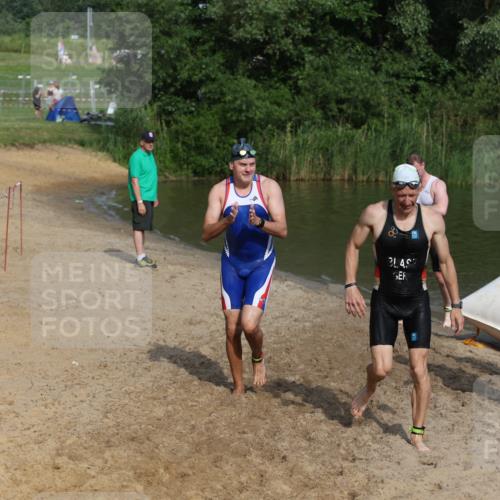 21.06.2026 - 29. Vierlanden-Triathlon Andreas Tolksdorf http://msf.ph/oto/9856619 21.06.2026 08:58:16 Schwimmen 8, 137, 158 meine-sportfotos.de