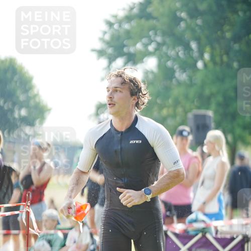 21.06.2026 - 29. Vierlanden-Triathlon LAZAROV Photography http://msf.ph/oto/9856645 21.06.2026 08:39:56 Schwimmen 72, 103 meine-sportfotos.de