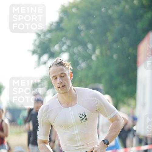 21.06.2026 - 29. Vierlanden-Triathlon LAZAROV Photography http://msf.ph/oto/9856654 21.06.2026 08:40:05 Schwimmen 7, 103 meine-sportfotos.de