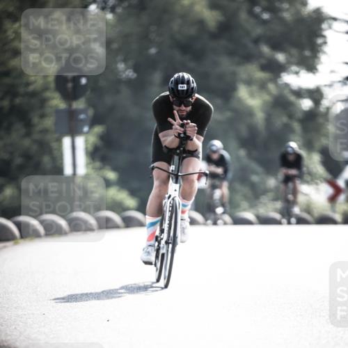 21.06.2026 - 29. Vierlanden-Triathlon H.Heesch http://msf.ph/oto/9856659 21.06.2026 09:01:38 Radfahren 5, 100, 161 meine-sportfotos.de