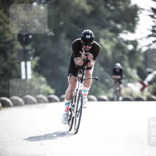 21.06.2026 - 29. Vierlanden-Triathlon H.Heesch http://msf.ph/oto/9856666 21.06.2026 09:01:38 Radfahren 5, 100, 161 meine-sportfotos.de