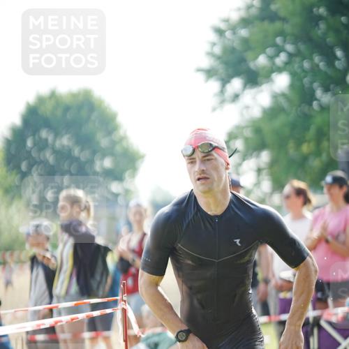 21.06.2026 - 29. Vierlanden-Triathlon LAZAROV Photography http://msf.ph/oto/9856690 21.06.2026 08:40:17 Schwimmen 21, 55, 78, 109 meine-sportfotos.de