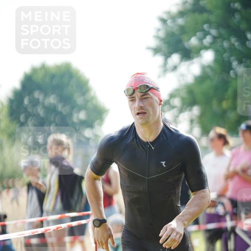 21.06.2026 - 29. Vierlanden-Triathlon LAZAROV Photography http://msf.ph/oto/9856692 21.06.2026 08:40:17 Schwimmen 21, 55, 78, 109 meine-sportfotos.de
