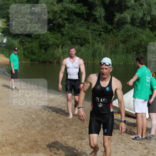 21.06.2026 - 29. Vierlanden-Triathlon Andreas Tolksdorf http://msf.ph/oto/9856704 21.06.2026 08:58:18 Schwimmen 8, 137, 158 meine-sportfotos.de