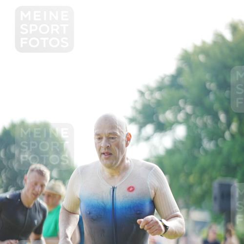 21.06.2026 - 29. Vierlanden-Triathlon LAZAROV Photography http://msf.ph/oto/9856708 21.06.2026 08:49:15 Schwimmen 86, 199 meine-sportfotos.de