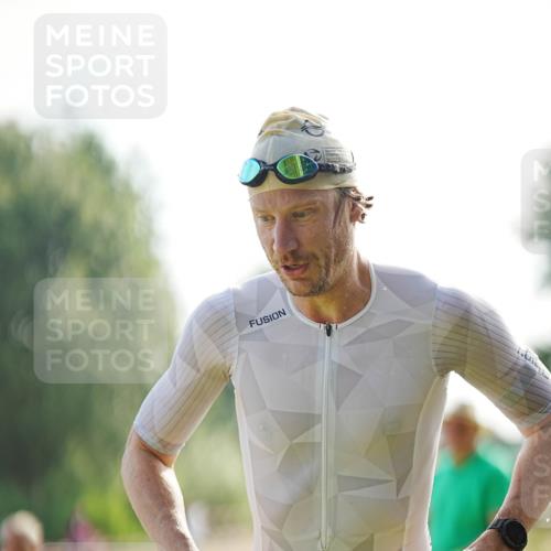 21.06.2026 - 29. Vierlanden-Triathlon LAZAROV Photography http://msf.ph/oto/9856732 21.06.2026 08:49:39 Schwimmen 187 meine-sportfotos.de