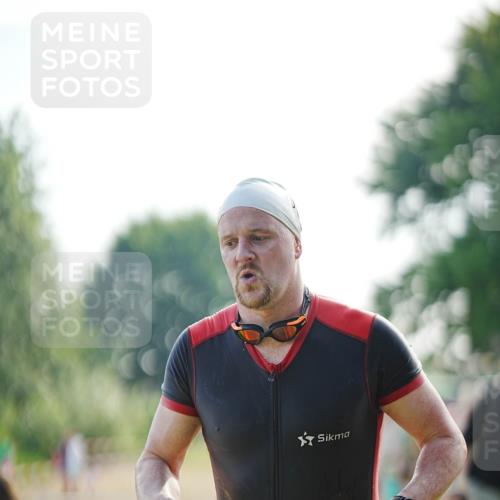 21.06.2026 - 29. Vierlanden-Triathlon LAZAROV Photography http://msf.ph/oto/9856754 21.06.2026 08:50:06 Schwimmen 48 meine-sportfotos.de