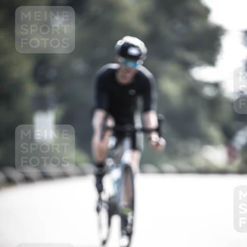 21.06.2026 - 29. Vierlanden-Triathlon H.Heesch http://msf.ph/oto/9856756 21.06.2026 09:01:53 Radfahren 71 meine-sportfotos.de