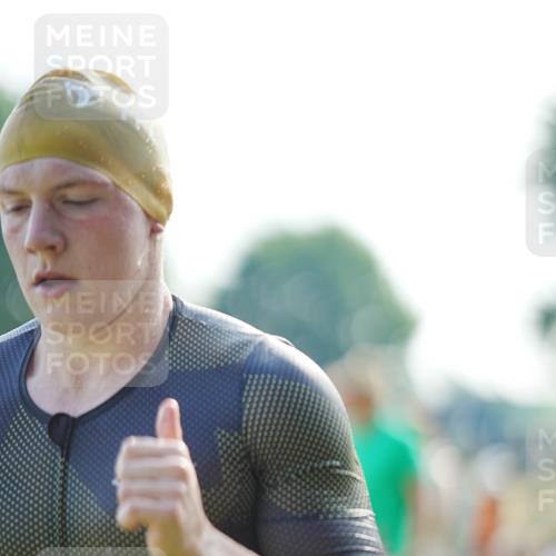 21.06.2026 - 29. Vierlanden-Triathlon LAZAROV Photography http://msf.ph/oto/9856806 21.06.2026 08:50:43 Schwimmen 101 meine-sportfotos.de