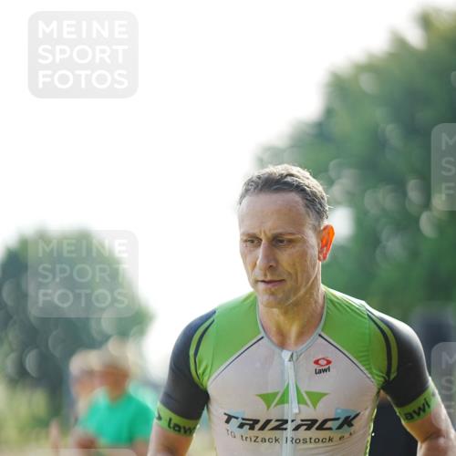 21.06.2026 - 29. Vierlanden-Triathlon LAZAROV Photography http://msf.ph/oto/9856817 21.06.2026 08:50:51 Schwimmen 101, 163 meine-sportfotos.de
