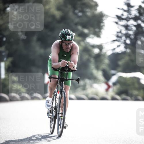 21.06.2026 - 29. Vierlanden-Triathlon H.Heesch http://msf.ph/oto/9856866 21.06.2026 09:02:24 Radfahren 205 meine-sportfotos.de