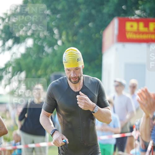 21.06.2026 - 29. Vierlanden-Triathlon LAZAROV Photography http://msf.ph/oto/9856873 21.06.2026 08:51:36 Schwimmen 50, 81, 157, 161 meine-sportfotos.de