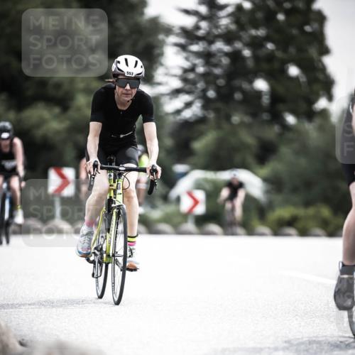 21.06.2026 - 29. Vierlanden-Triathlon H.Heesch http://msf.ph/oto/9856899 21.06.2026 10:28:57 Radfahren 499, 551, 553, 558, 565, 601 meine-sportfotos.de