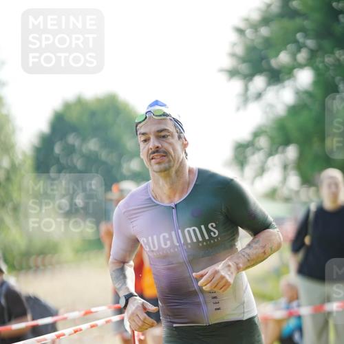 21.06.2026 - 29. Vierlanden-Triathlon LAZAROV Photography http://msf.ph/oto/9856917 21.06.2026 08:52:42 Schwimmen 167 meine-sportfotos.de