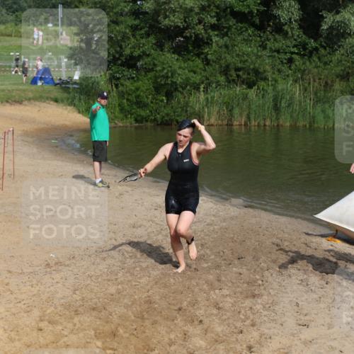 21.06.2026 - 29. Vierlanden-Triathlon Andreas Tolksdorf http://msf.ph/oto/9856928 21.06.2026 08:58:55 Schwimmen 229 meine-sportfotos.de
