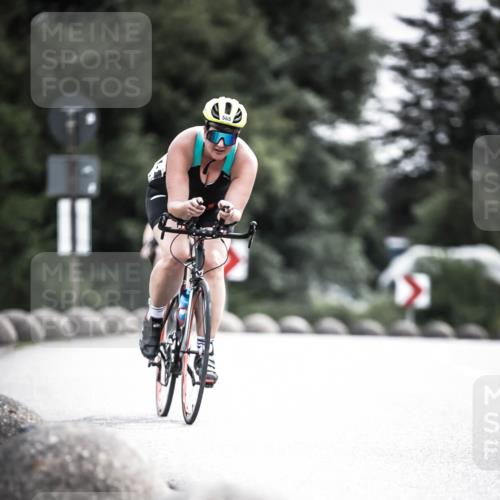 21.06.2026 - 29. Vierlanden-Triathlon H.Heesch http://msf.ph/oto/9856949 21.06.2026 10:29:02 Radfahren 247, 494, 553, 558, 565, 601, 603 meine-sportfotos.de