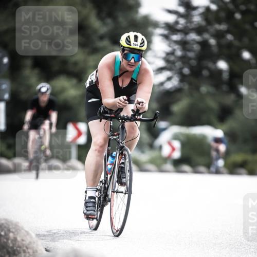 21.06.2026 - 29. Vierlanden-Triathlon H.Heesch http://msf.ph/oto/9856977 21.06.2026 10:29:02 Radfahren 247, 494, 553, 558, 565, 601, 603 meine-sportfotos.de