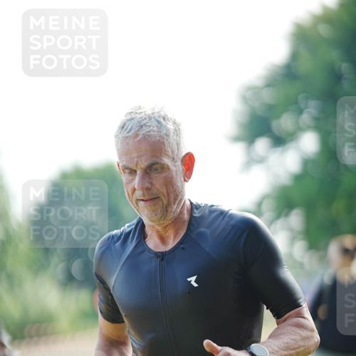 21.06.2026 - 29. Vierlanden-Triathlon LAZAROV Photography http://msf.ph/oto/9856989 21.06.2026 08:53:53 Schwimmen 124 meine-sportfotos.de