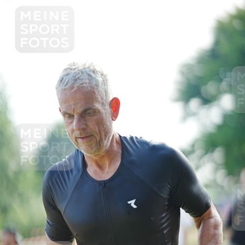 21.06.2026 - 29. Vierlanden-Triathlon LAZAROV Photography http://msf.ph/oto/9856991 21.06.2026 08:53:53 Schwimmen 124 meine-sportfotos.de