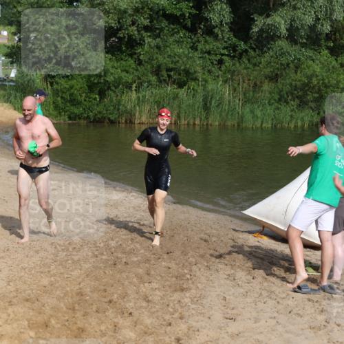 21.06.2026 - 29. Vierlanden-Triathlon Andreas Tolksdorf http://msf.ph/oto/9857009 21.06.2026 08:59:09 Schwimmen 168, 242 meine-sportfotos.de